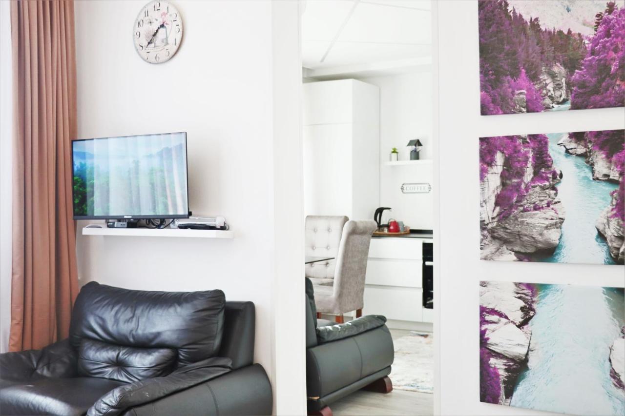 Cozy Apartment In Приштина Экстерьер фото